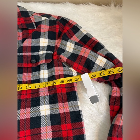 LL bean fleece lined Red and Black Plaid Flannel Shirt small - Picture 4 of 12